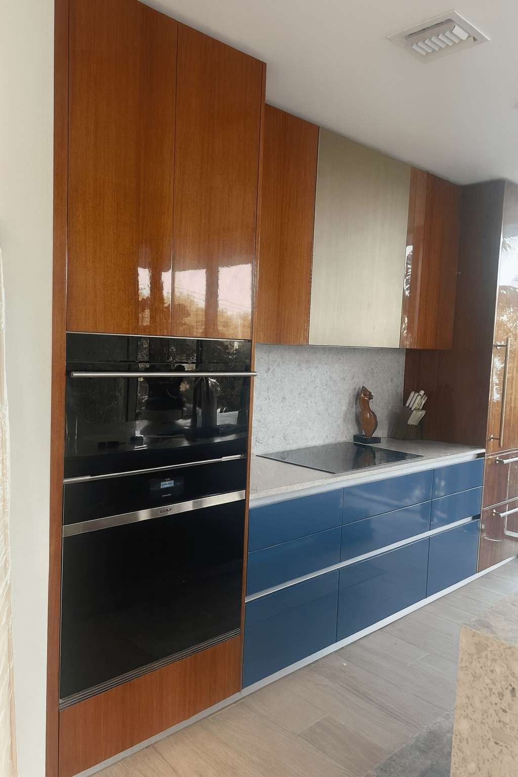Bay Harbor Modern Kitchen